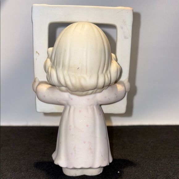 Precious Moments White and Cream Picture Frame Figurine - Picture 3 of 8